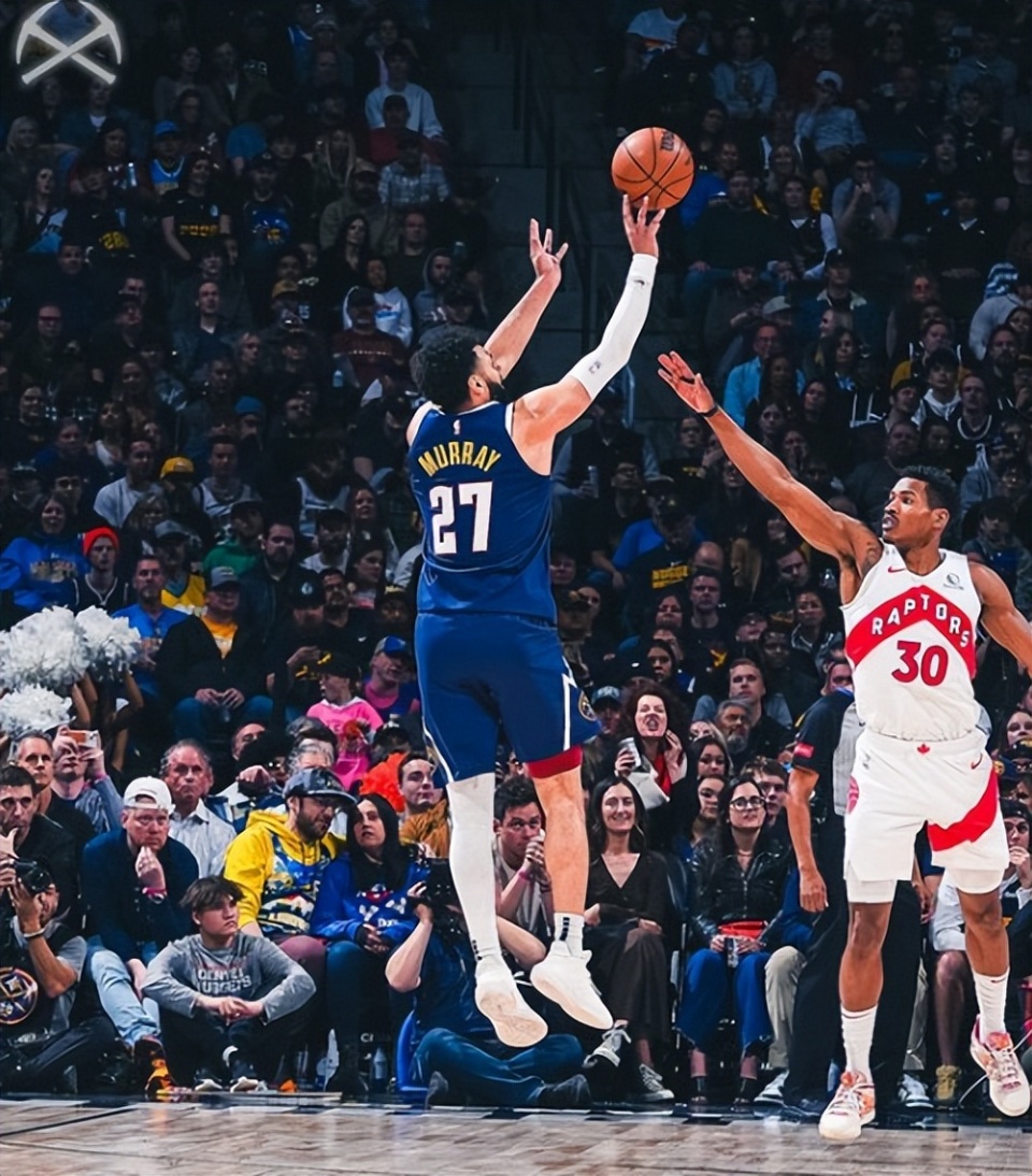 穆雷迎来三赛季高光表现，美国队球迷沸腾！的简单介绍