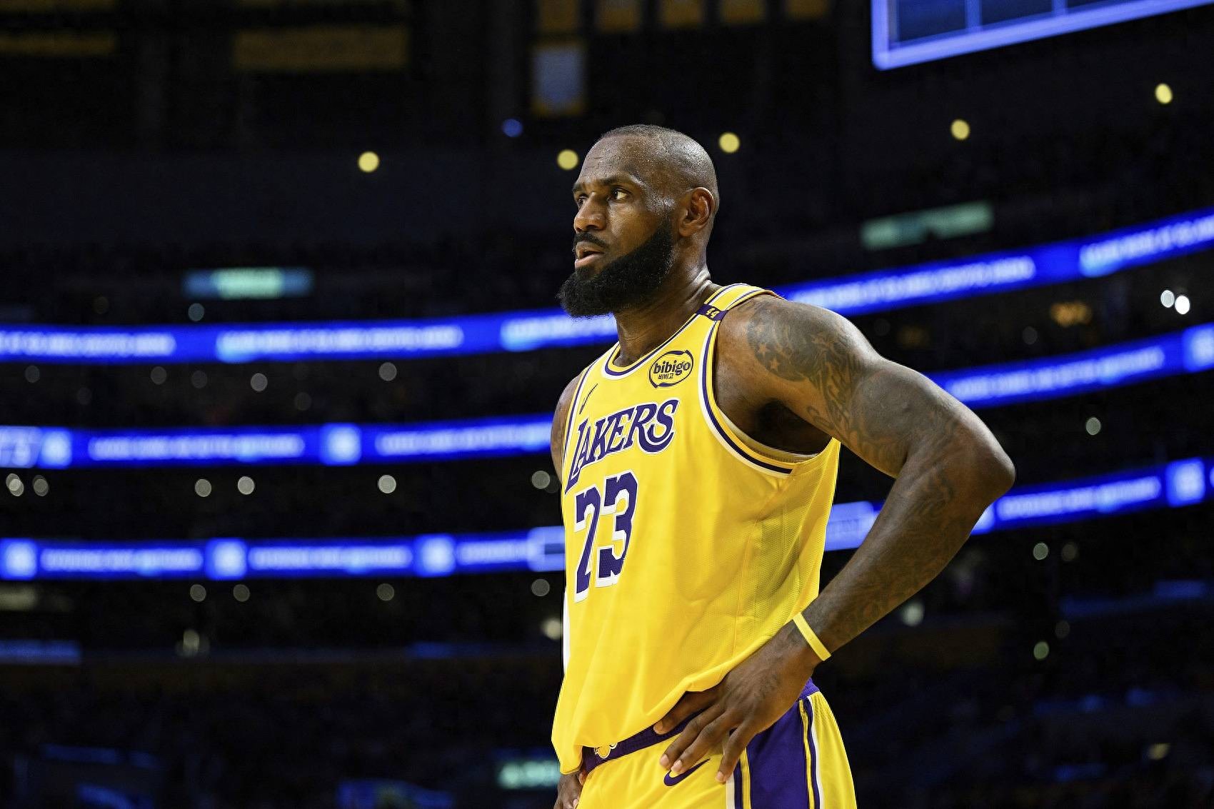 詹姆斯新星比分优势明显表现惊艳，勇士未来可期！的简单介绍